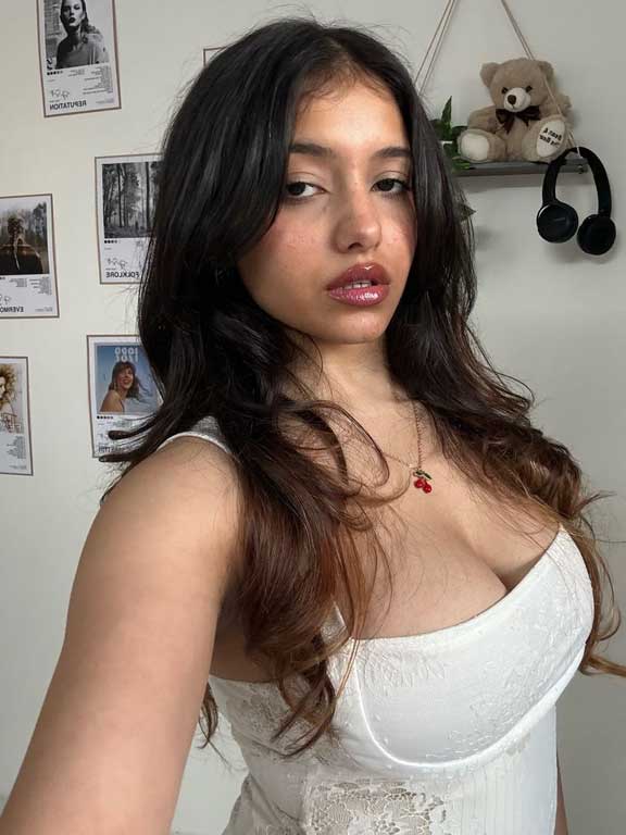 Shetal Call Girl Pune Escort